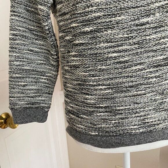 American Eagle Outfitters Women’s Gray White Knit Metallic Thread SZ S/P - Picture 5 of 9